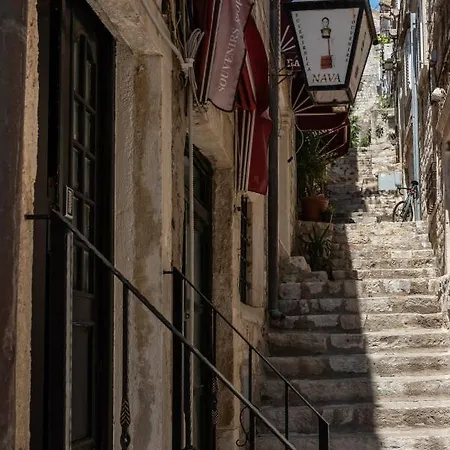 And Lanii 3* Ντουμπρόβνικ